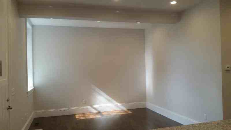2044 Beacon St #3 - Photo 6 of 10