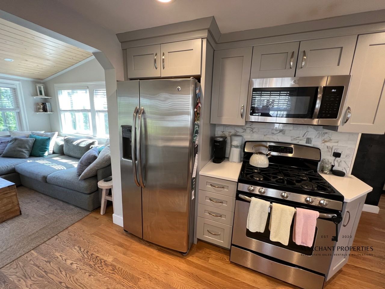 52 Edward Rd - Photo 2 of 21