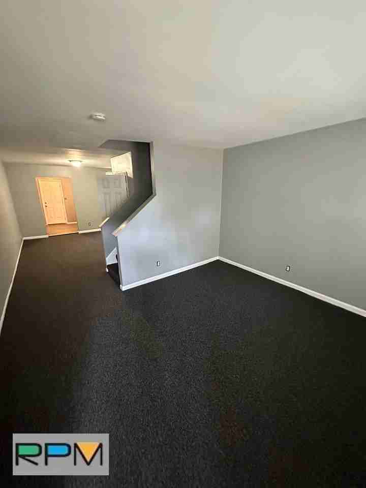 3035 W Lanvale St - Photo 2 of 11
