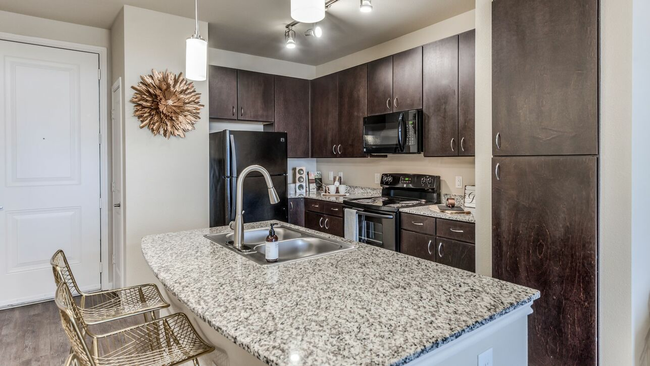 Waterside Village - Photo 7 of 50