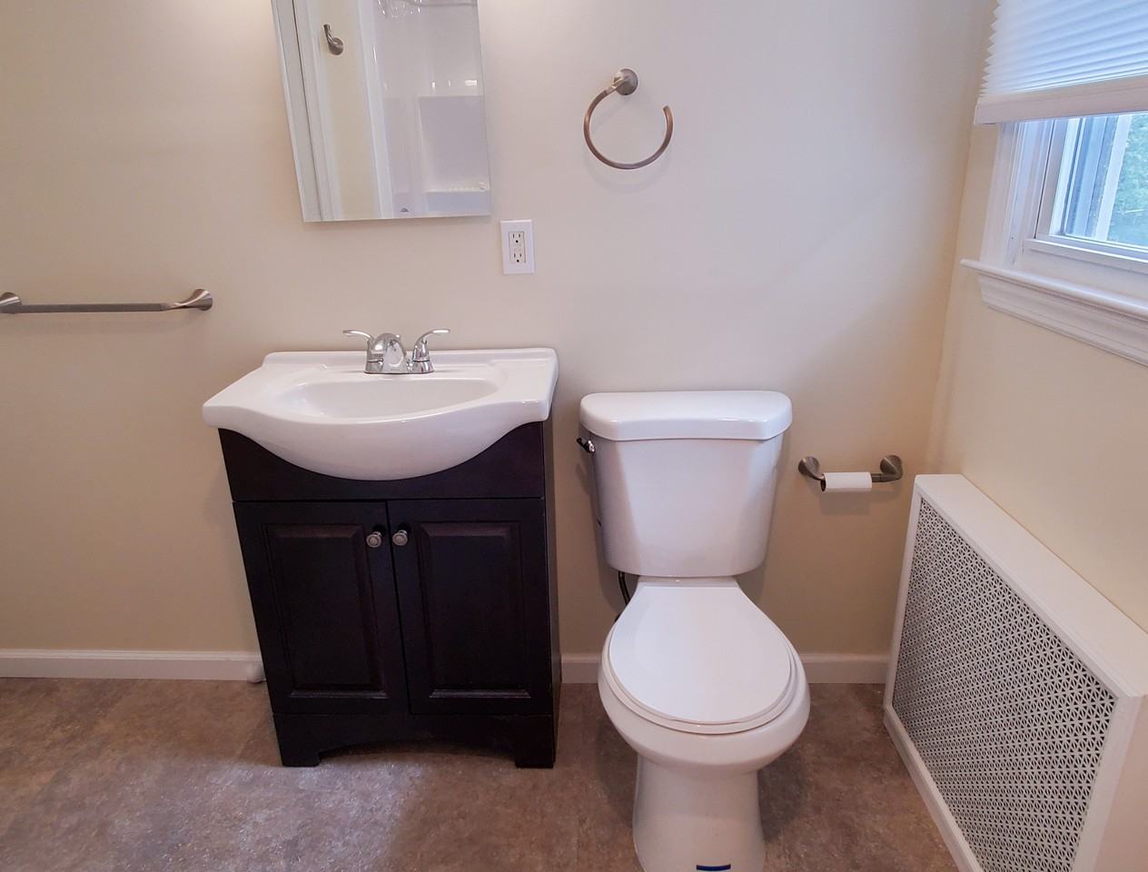 1263 N Railroad Ave #2ndFL - Photo 2 of 17