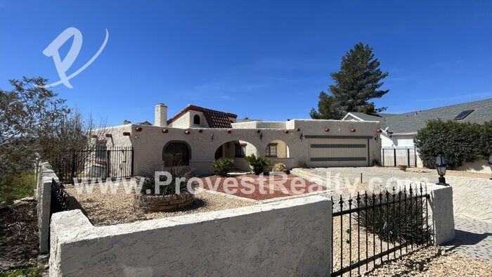 12526 Elmcroft Ln - Photo 2 of 20