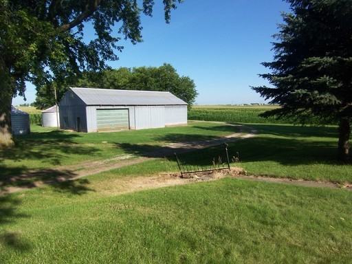 59750 250th St - Photo 2 of 16