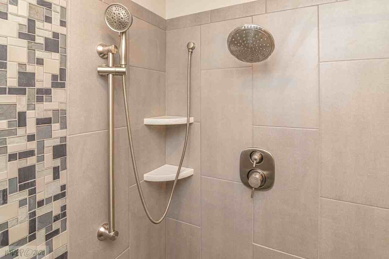 103 North Center Street #4 - Photo 6 of 8