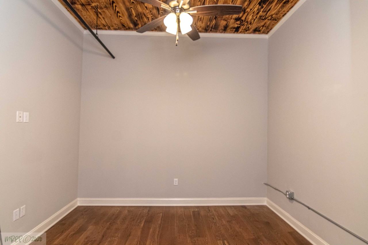 103 North Center Street #4 - Photo 7 of 8