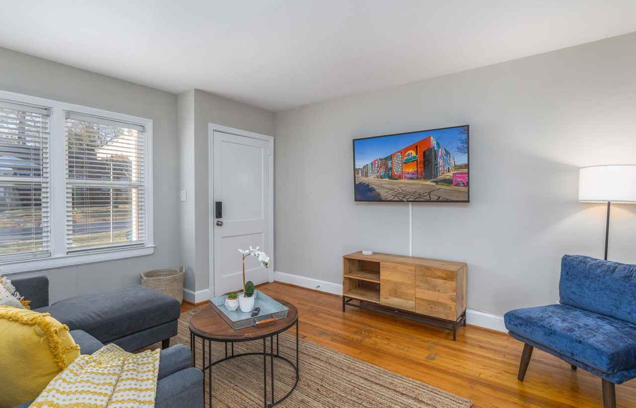 1306 Whilden Pl Apt A #A - Photo 2 of 13