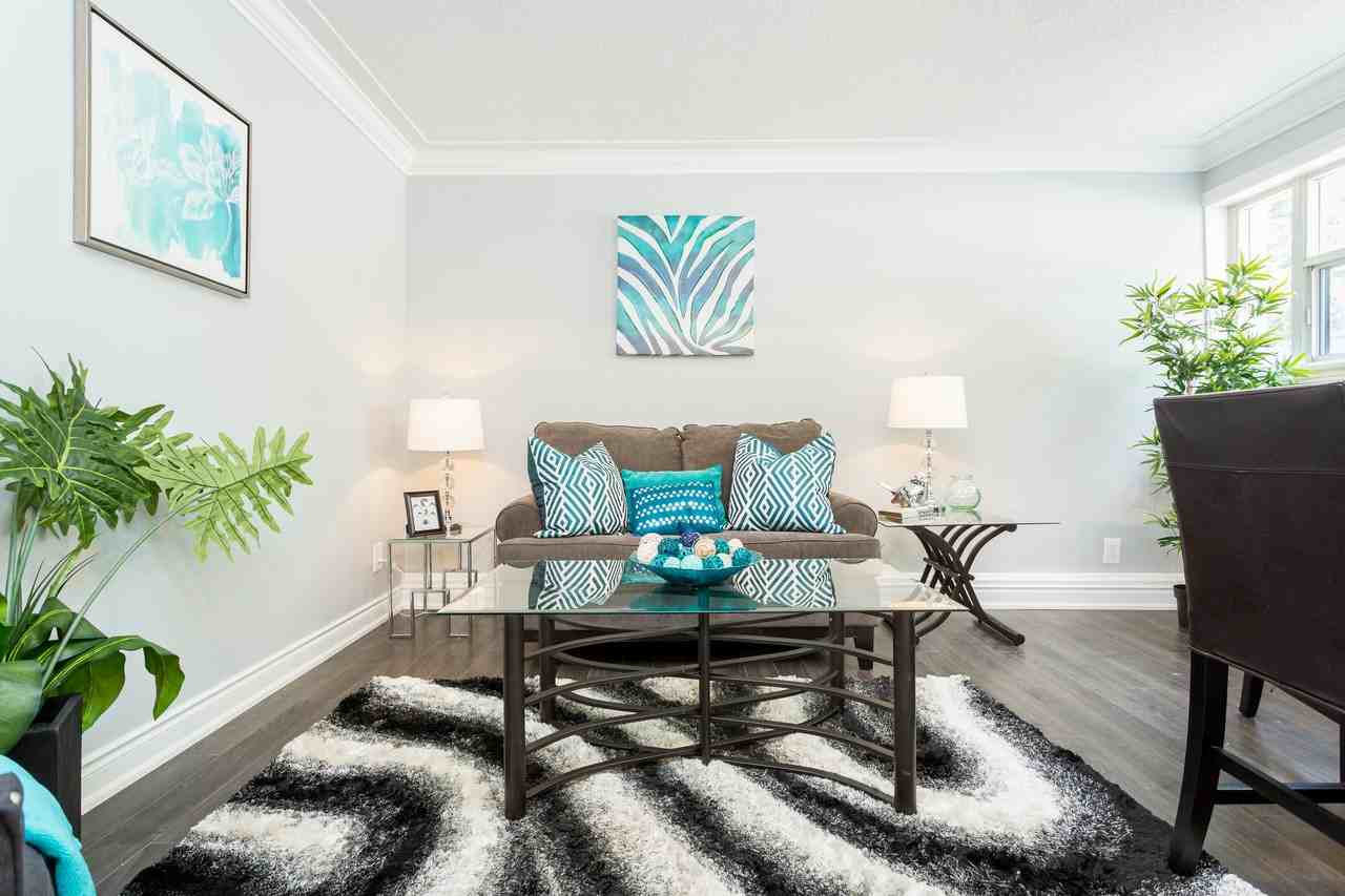 233 Mohawk Road East Apartments 233 Mohawk Rd E, Hamilton, ON L9A 2H5