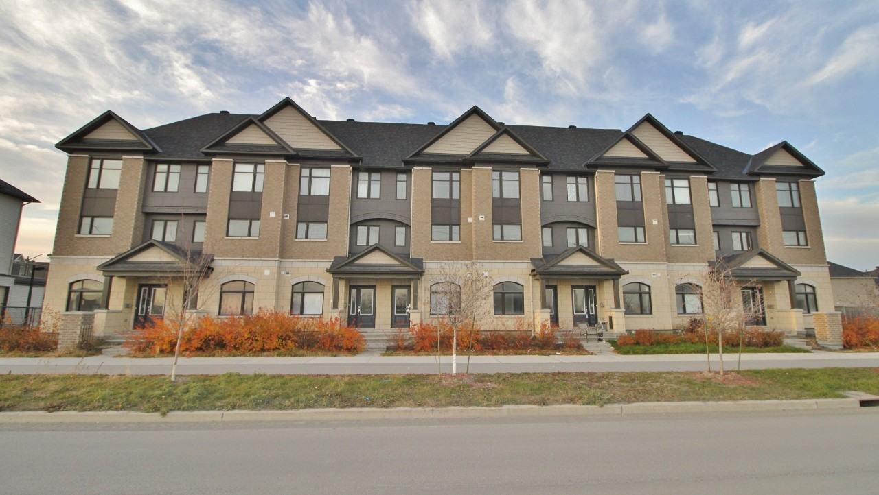 352 Brettonwood Ridge Apartments in Ottawa, ON K2T 0H8 Zumper