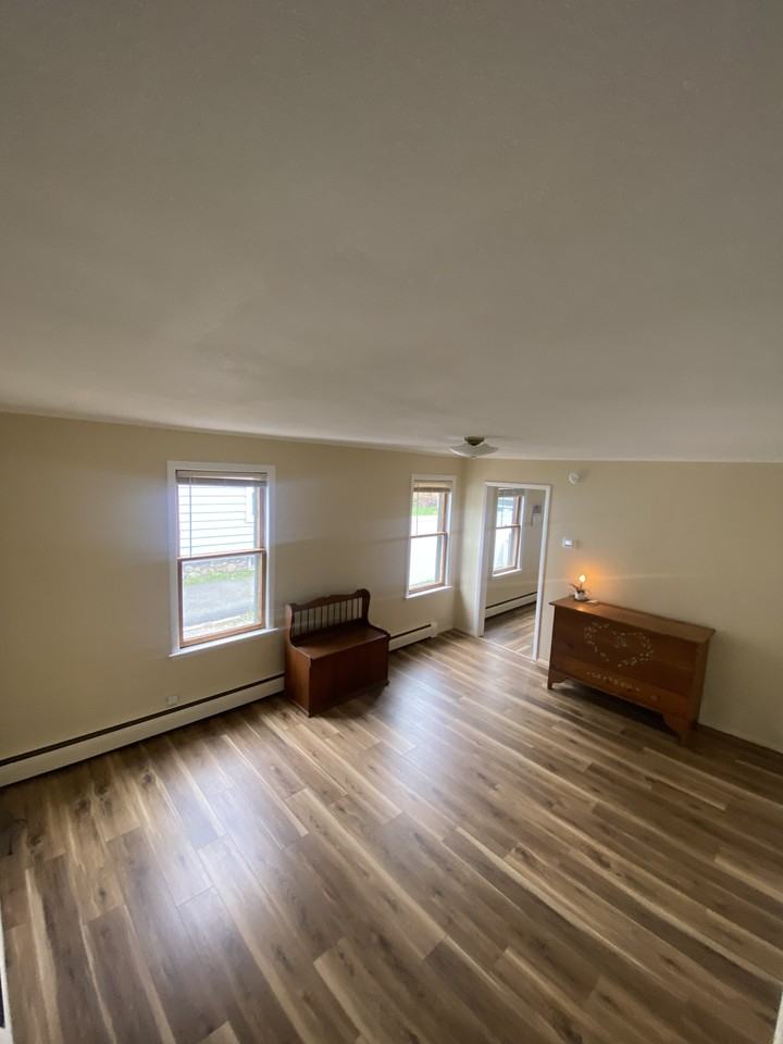 98 Greenwood St #1 - Photo 2 of 16