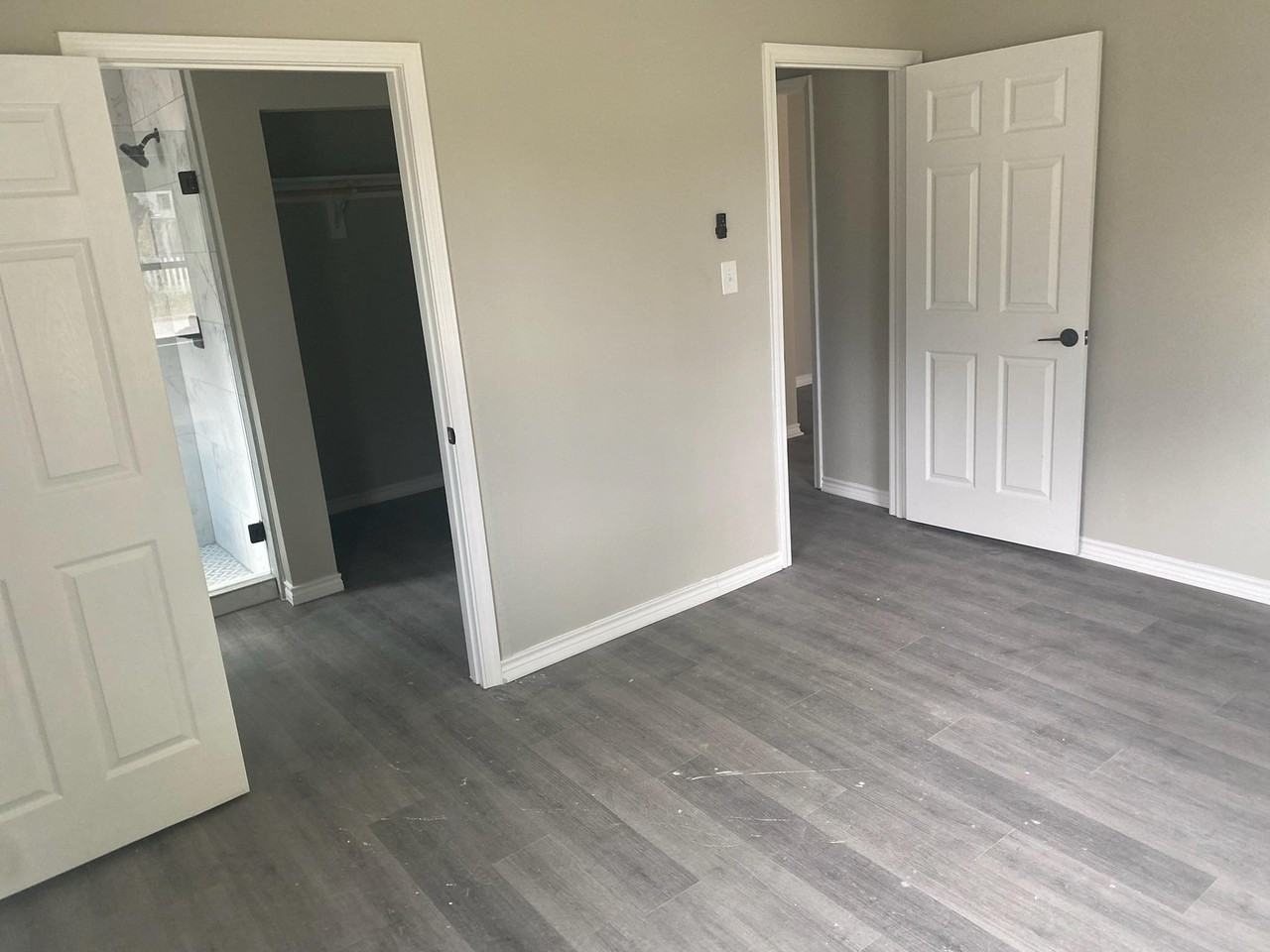 8606 Berndale St #1 - Photo 3 of 6