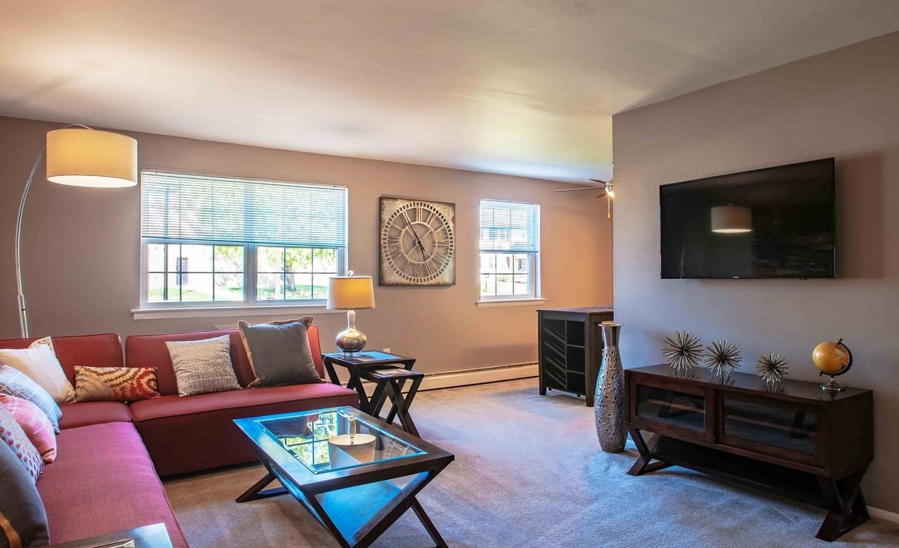 Camp Hill Plaza Apartment Homes - Photo 6 of 23