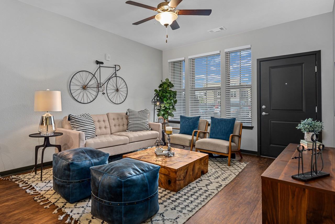 Ridge at Castle Rock Apartments - Photo 5 of 30