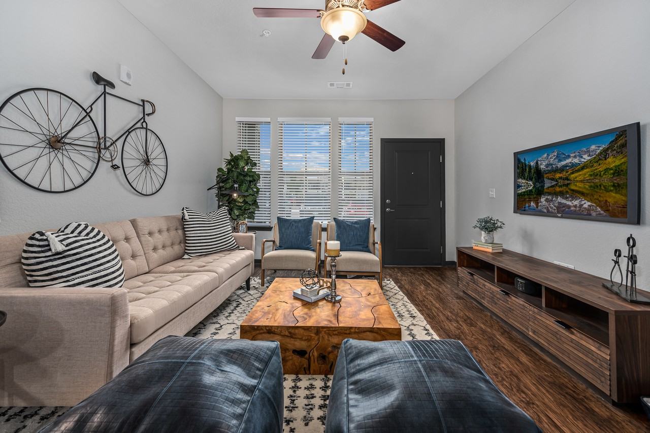 Ridge at Castle Rock Apartments - Photo 6 of 30