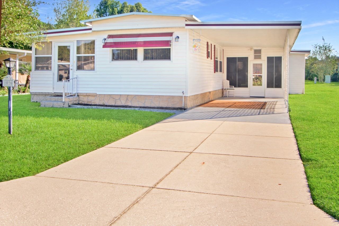 1016 Nell Way - Photo 2 of 32