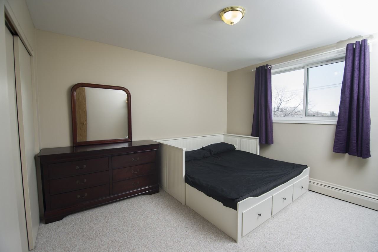 455 Leila Avenue - Photo 7 of 18