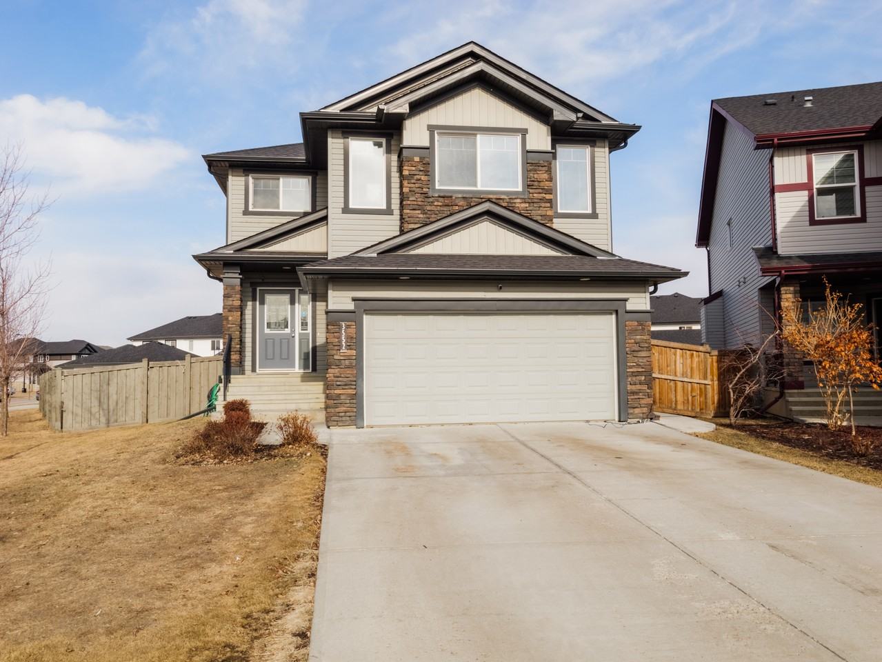 Claxton Crescent House Apartments 3552 Claxton Cres Sw, Edmonton, AB