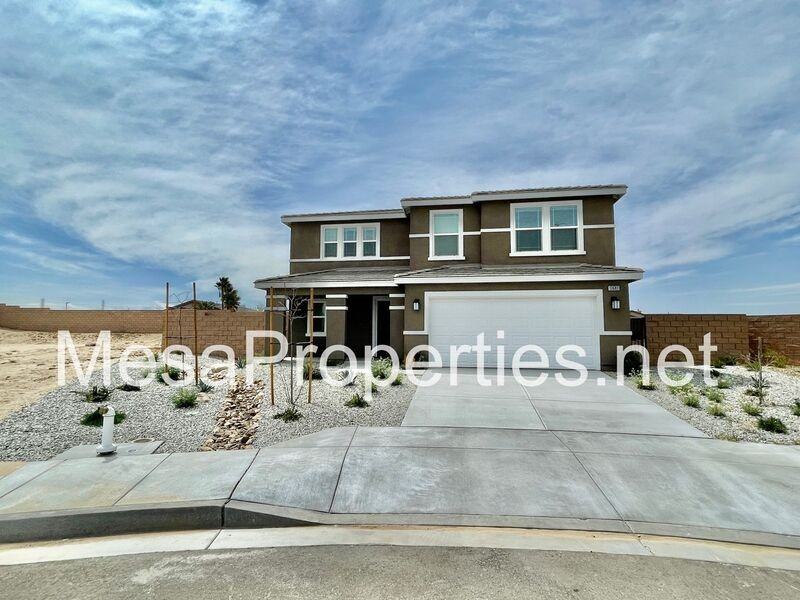 13683 Eva Ct - Photo 2 of 36