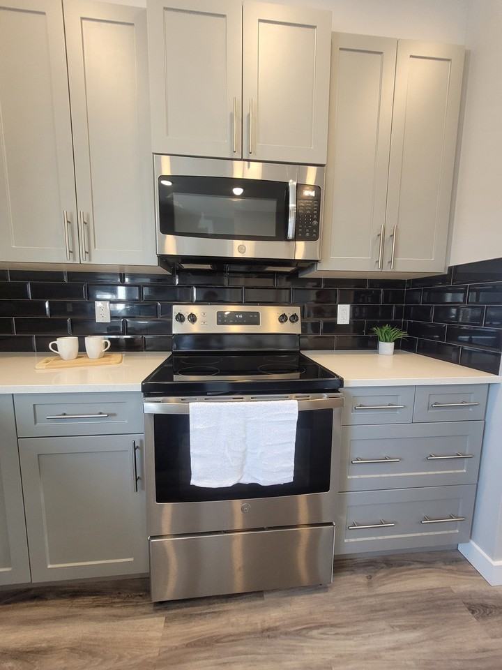 Willows Tri-Plex - Photo 2 of 23