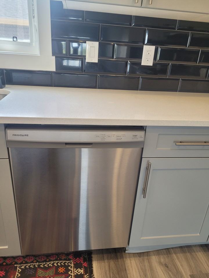 Willows Tri-Plex - Photo 3 of 23