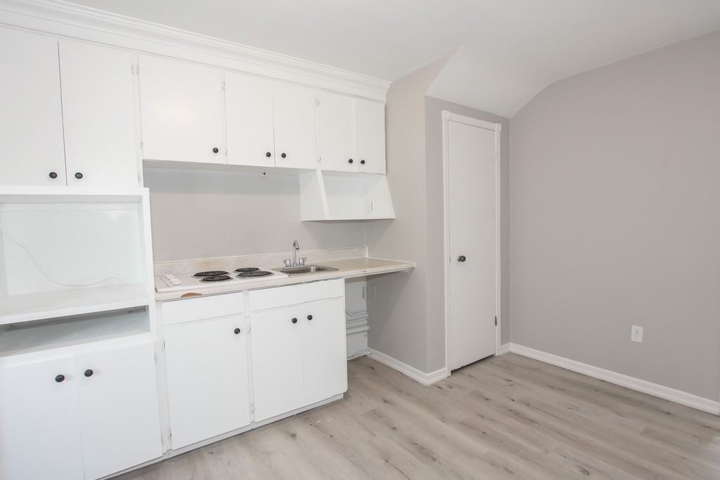 355 Glenridge Avenue - Photo 2 of 9