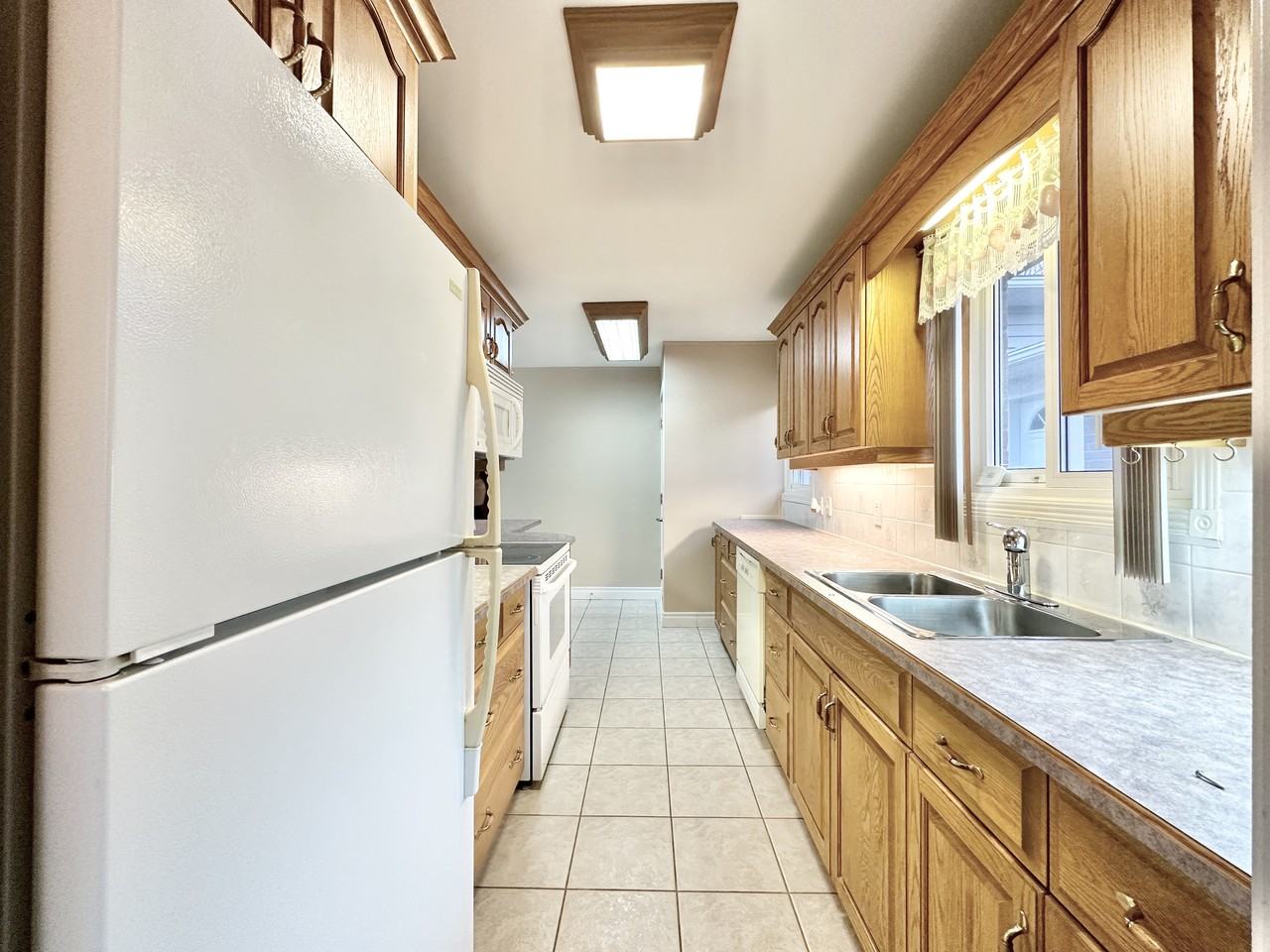 1-50 Ashdal Cres, Bowmanville, Ontario - Photo 3 of 14