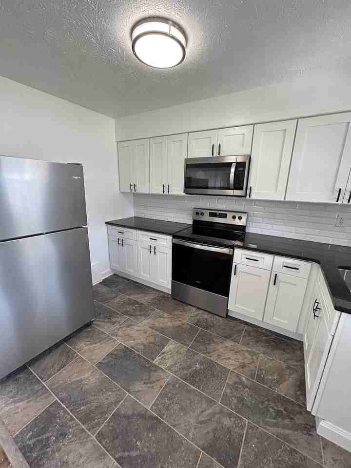 2019 Oregon Ave #1 - Photo 2 of 11