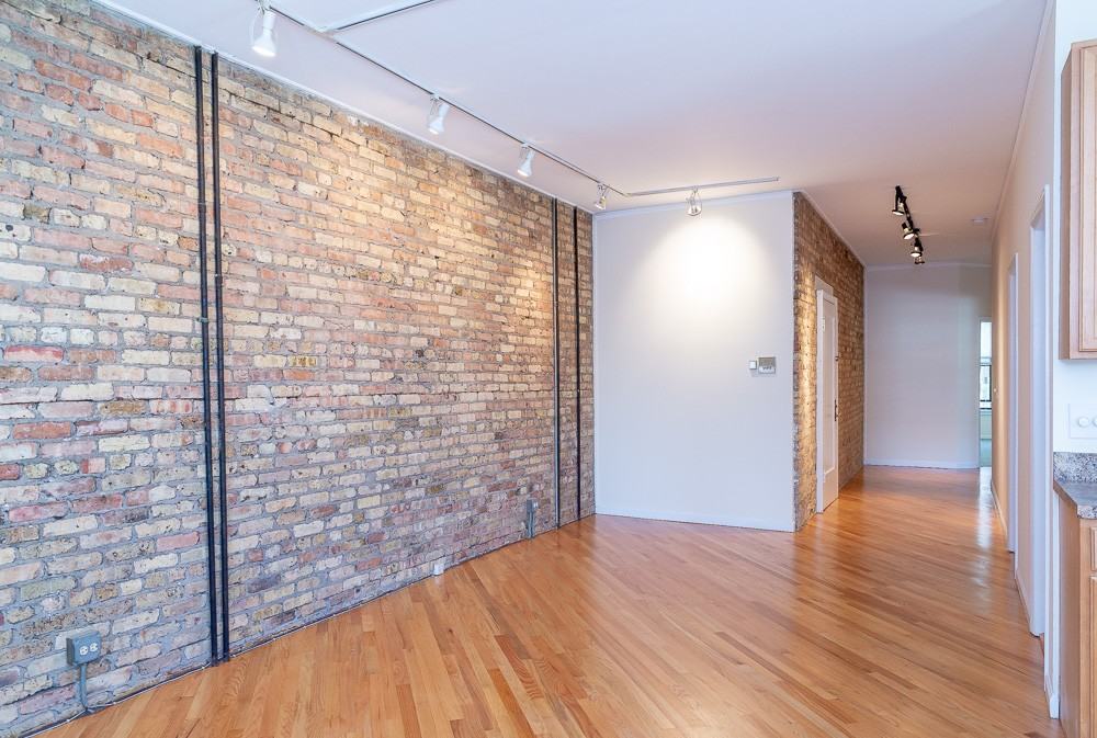 1257 W Loyola AveApt 2 #1257-2 - Photo 3 of 15