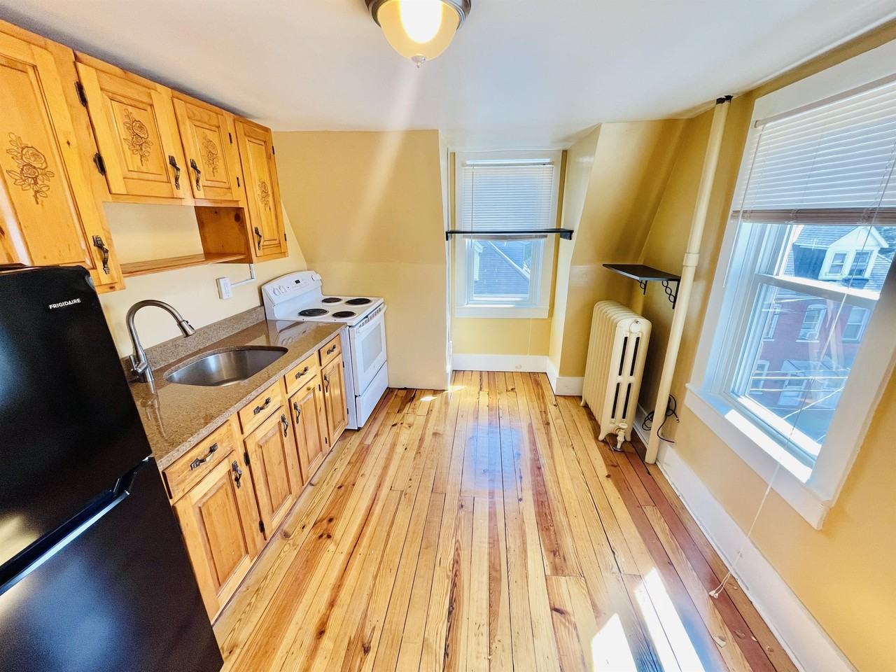 1523 Spruce St #3 - Photo 2 of 10