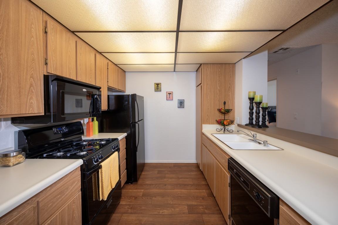 Chaparral Apartments - Photo 5 of 69