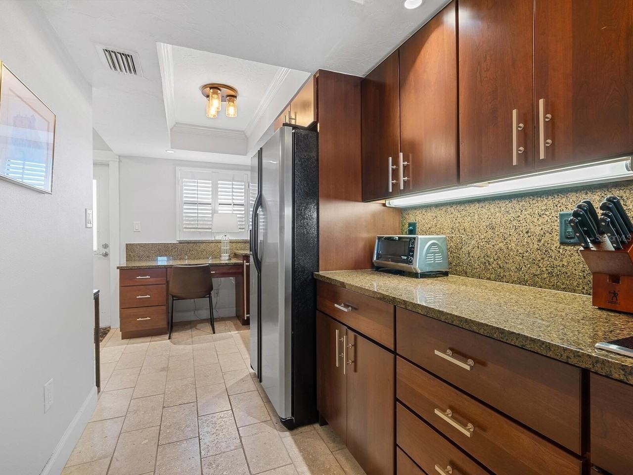 5760 Midnight Pass Rd #208D - Photo 5 of 50