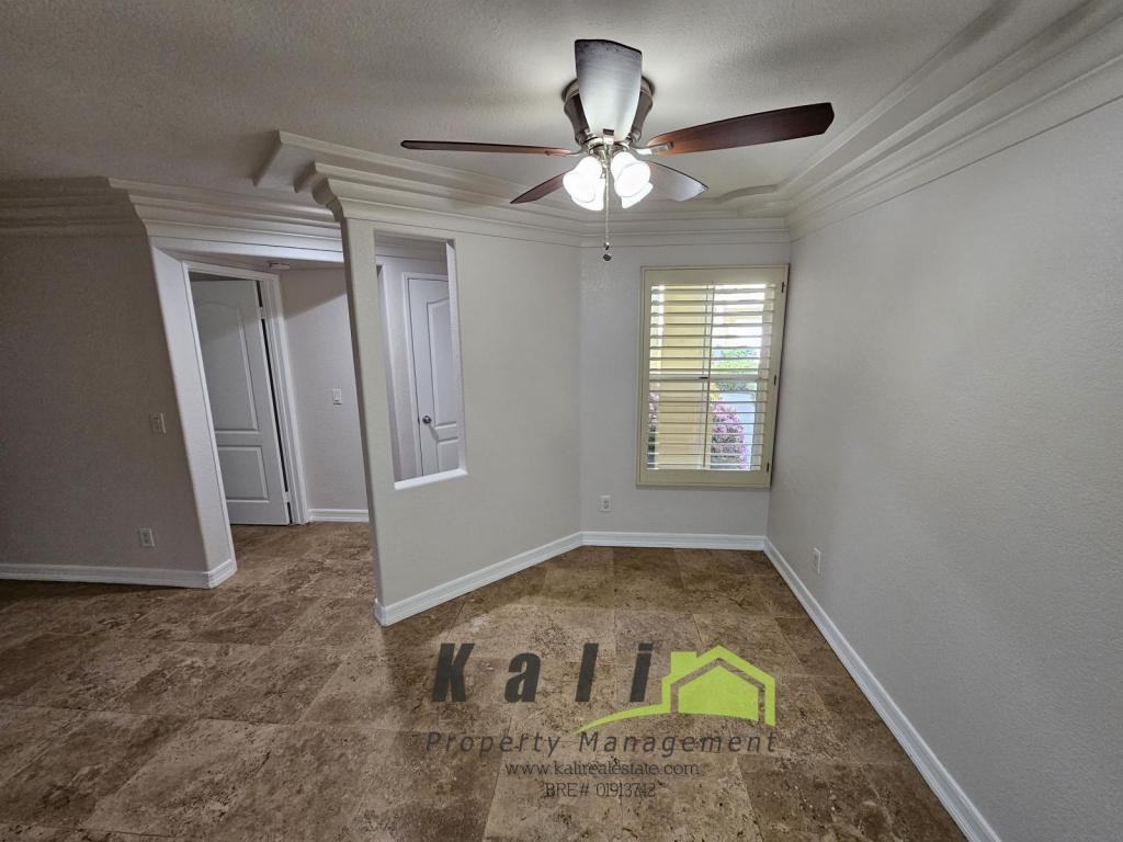 755 Brookstone Rd - Photo 6 of 19