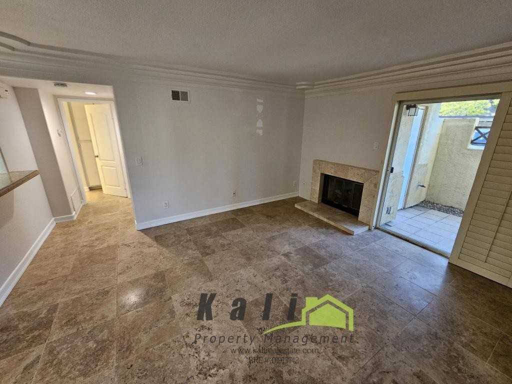 755 Brookstone Rd - Photo 7 of 19