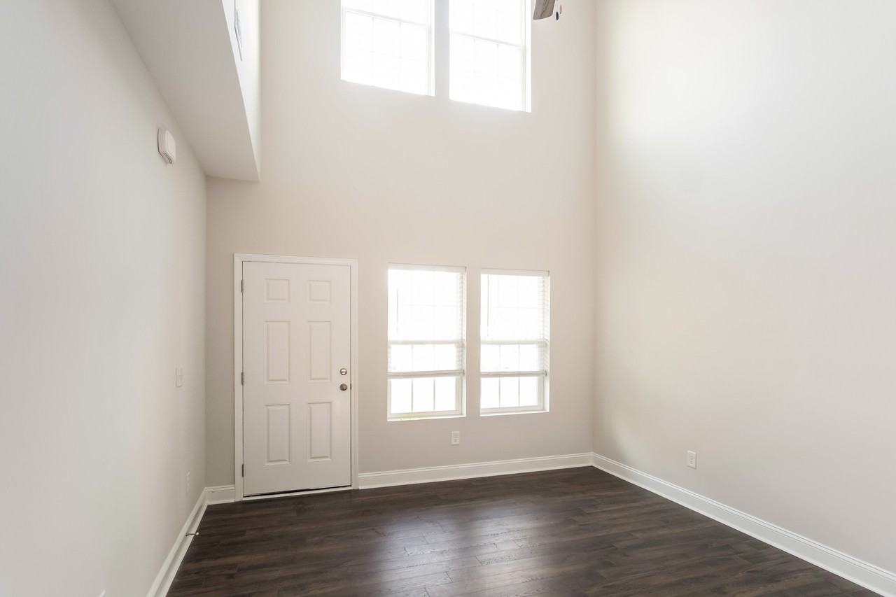 391 Trevally Ct - Photo 3 of 15