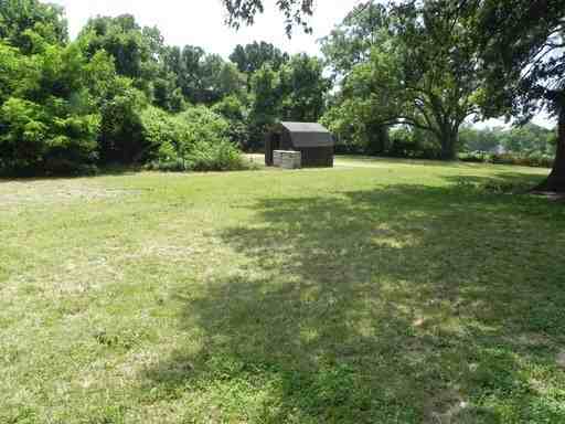 6407 Richmond Ave - Photo 3 of 17