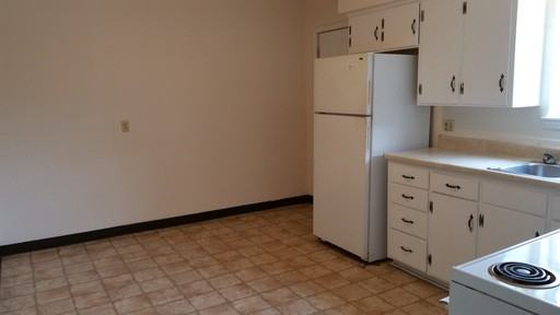 1116 Riviera St - Photo 2 of 8