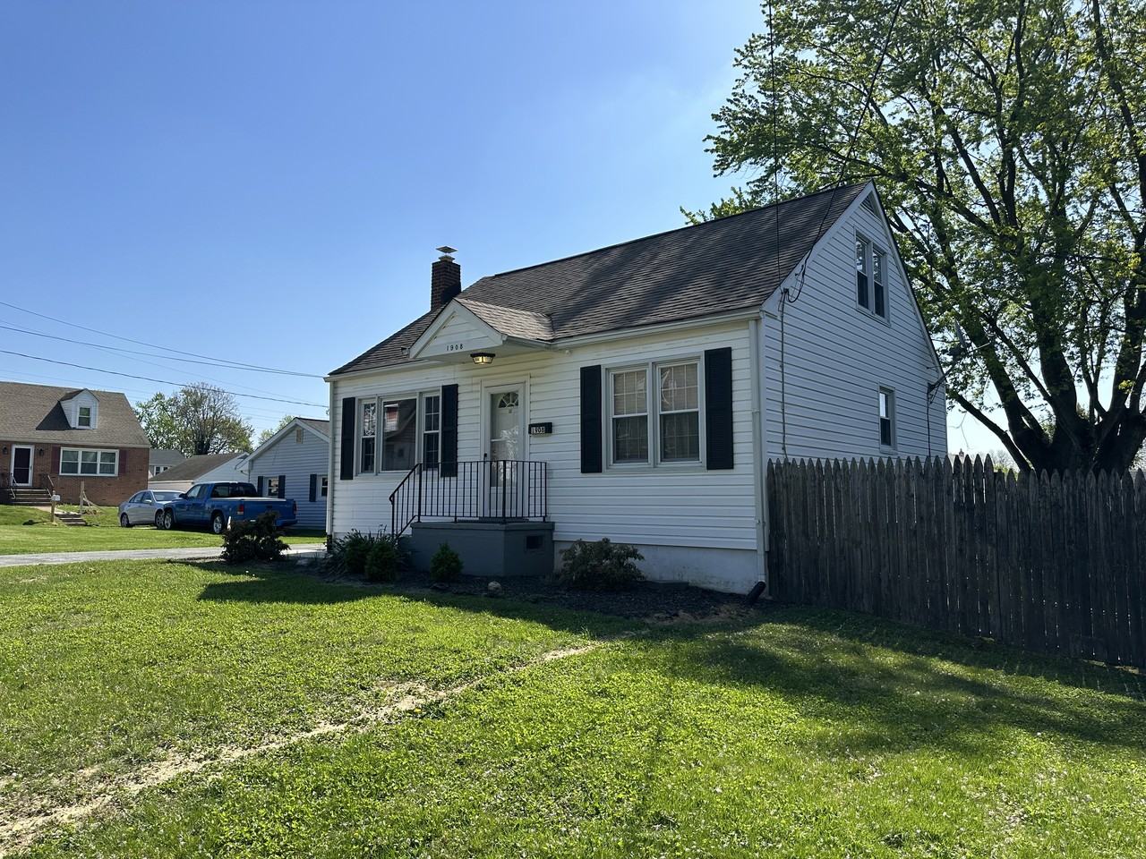 1908 Harrison Ave #NA - Photo 2 of 13