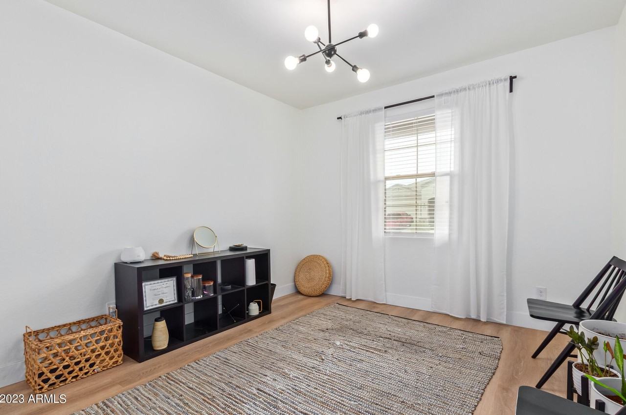 30329 W Columbus Ave #NA - Photo 3 of 20
