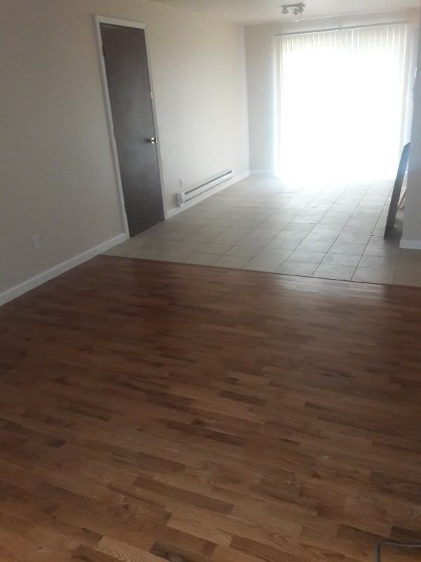 17426 8th Ave E - Photo 5 of 9