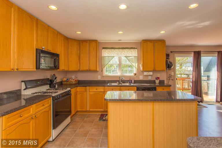 27 Basalt Dr - Photo 3 of 20