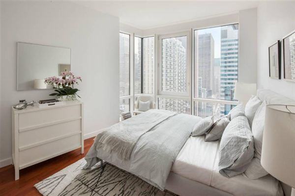 W 48th St & 9th Ave - Photo 2 of 5