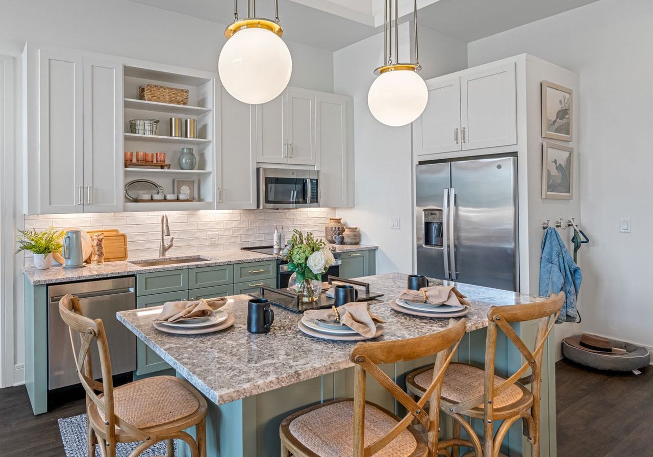 Cortland Colburn - Photo 3 of 44