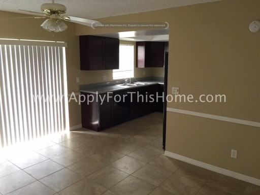 827 Pebblewood Dr - Photo 3 of 19