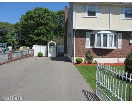 355 Sprague St - Photo 2 of 8