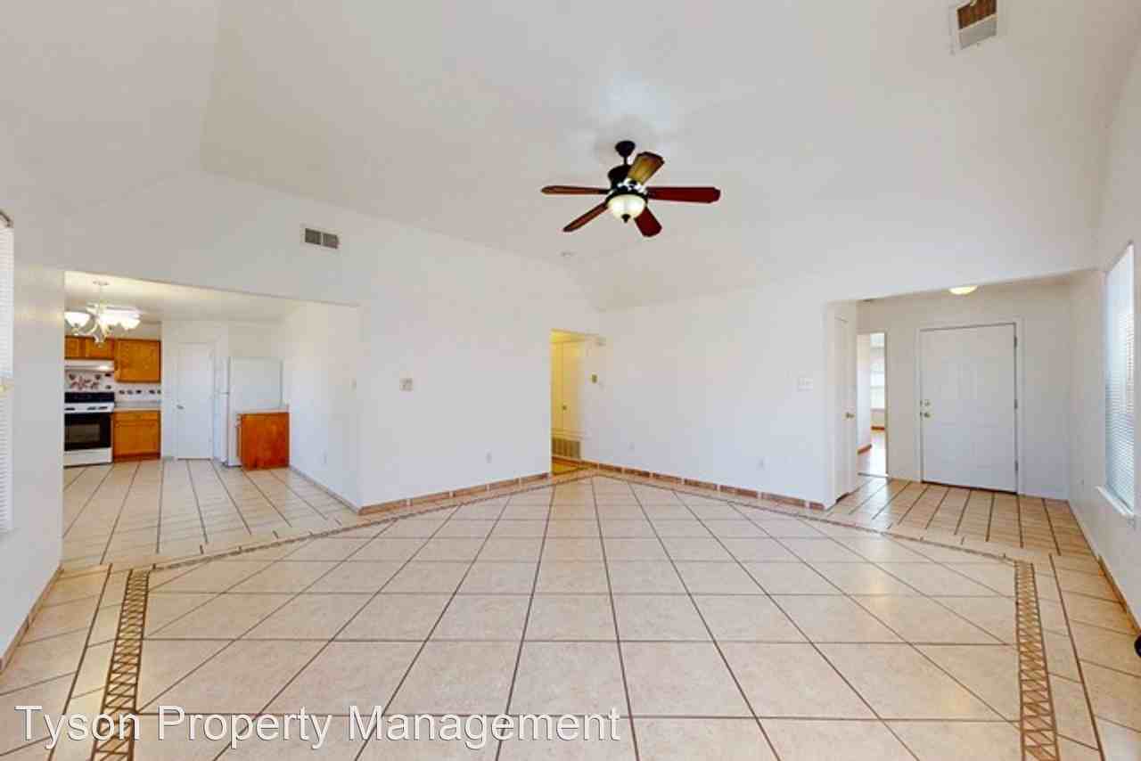 419 Sawtooth St Se - Photo 2 of 20