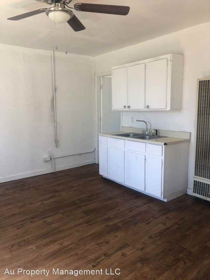 615 Se 12th Ave - Photo 2 of 5