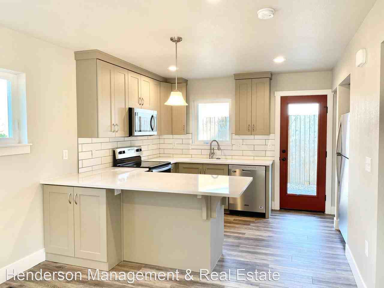 614 Lesser Dr. - Photo 3 of 11