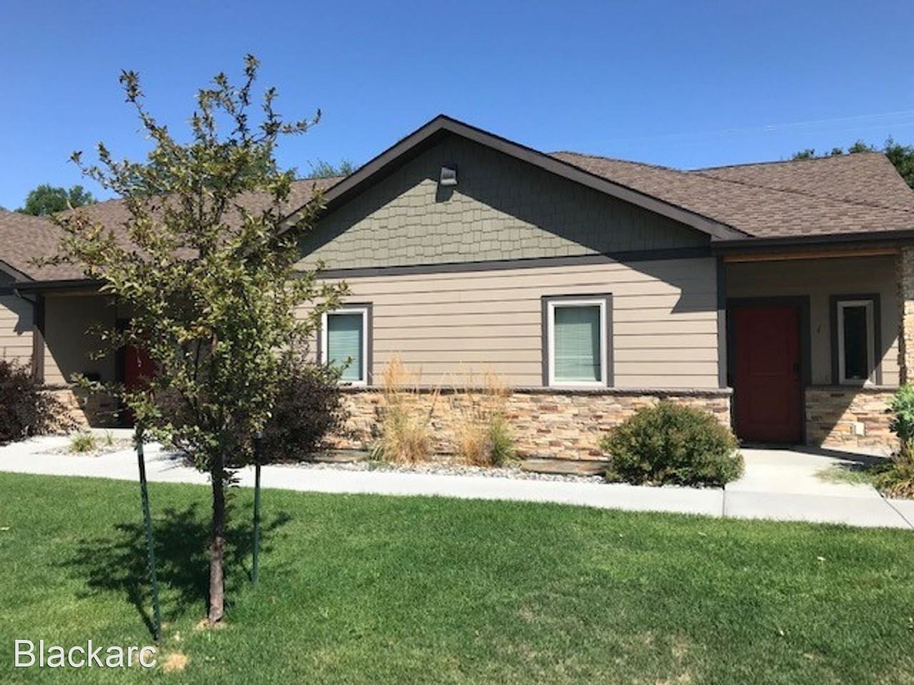 2124 Rehberg Lane - Photo 2 of 7