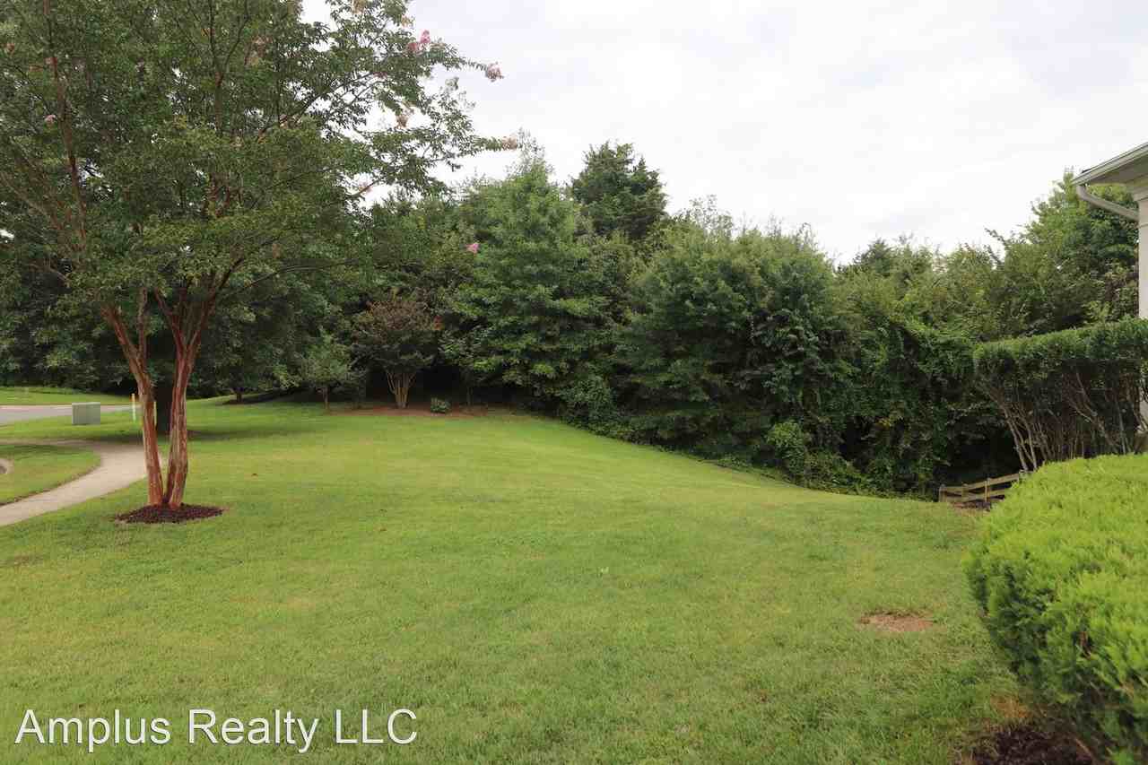 3455 Macbain Ct - Photo 3 of 25