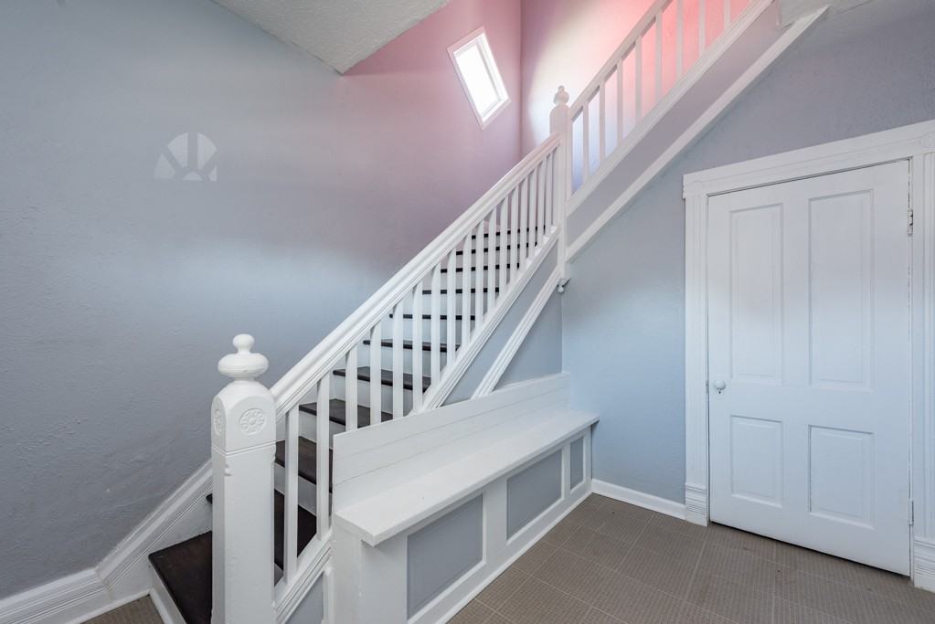 217 Sherman Pl ##2 - Photo 2 of 23