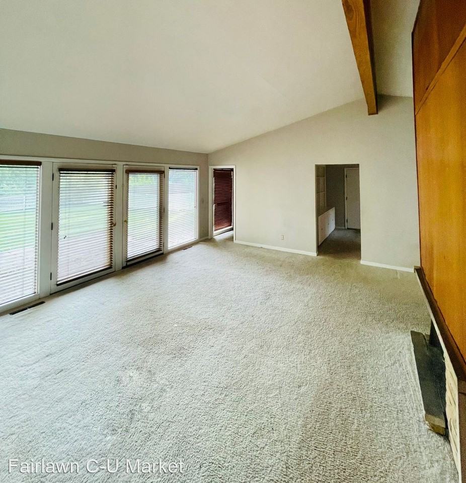 803 Ventura Rd - Photo 2 of 5